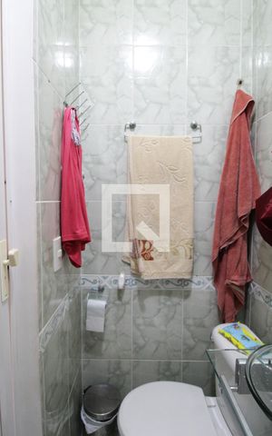 Casa de condomínio à venda com 78m², 2 quartos e 1 vagaBanheiro da Suíte 2