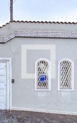 Casa à venda com 240m², 3 quartos e 4 vagasFachada