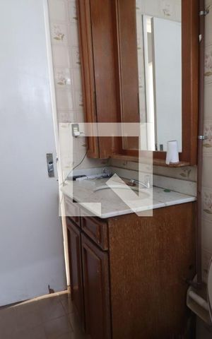Apartamento à venda com 74m², 2 quartos e sem vagaBanheiro