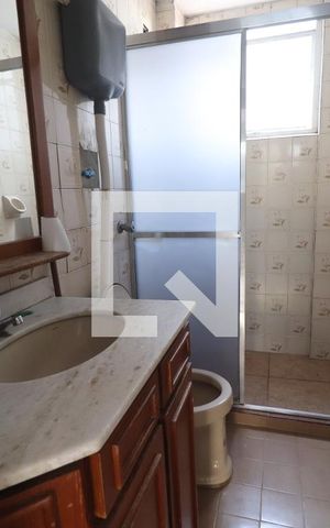 Apartamento à venda com 74m², 2 quartos e sem vagaBanheiro