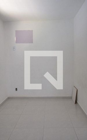 Casa à venda com 250m², 3 quartos e 3 vagas Casa à venda com 250m², 3 quartos e 3 vagasQuarto 2