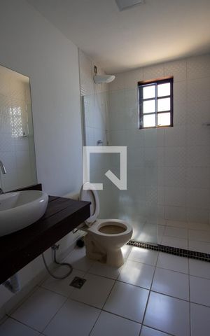 Casa à venda com 250m², 3 quartos e 3 vagas Casa à venda com 250m², 3 quartos e 3 vagasBanheiro da Suíte