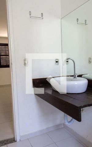 Casa à venda com 250m², 3 quartos e 3 vagas Casa à venda com 250m², 3 quartos e 3 vagasBanheiro da Suíte