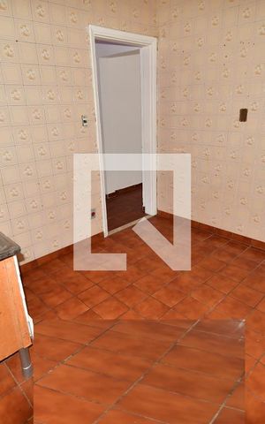 Casa para alugar com 80m², 2 quartos e 2 vagasCozinha