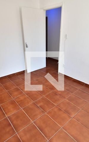 Casa para alugar com 80m², 2 quartos e 2 vagasQuarto 1