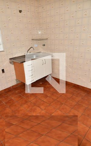Casa para alugar com 80m², 2 quartos e 2 vagasCozinha