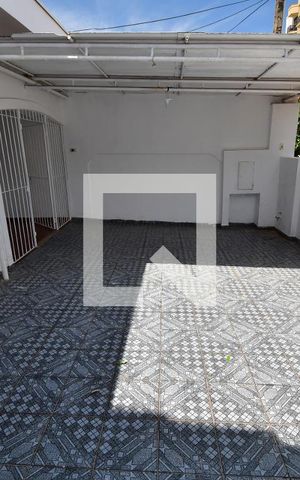 Casa para alugar com 80m², 2 quartos e 2 vagasGaragem