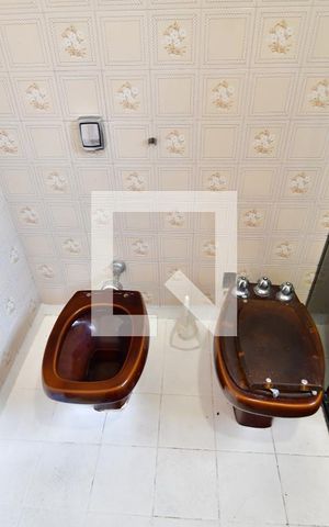 Casa para alugar com 80m², 2 quartos e 2 vagasBanheiro