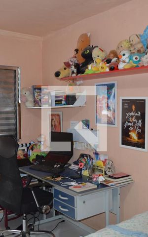 Casa à venda com 210m², 4 quartos e sem vagaSuíte 2