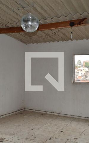Casa à venda com 210m², 4 quartos e sem vagaSalão