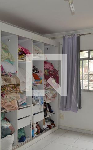 Casa à venda com 210m², 4 quartos e sem vagaQuarto / Sala