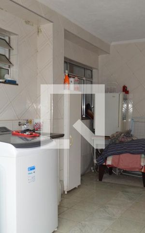 Casa à venda com 210m², 4 quartos e sem vagaÁrea de Serviço