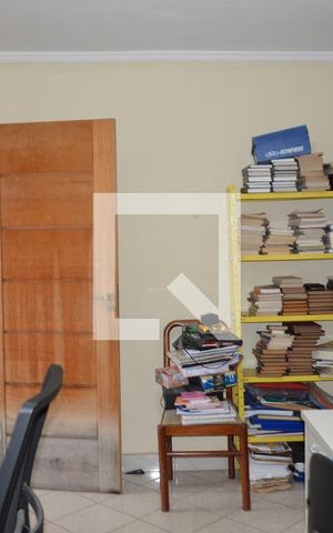 Casa à venda com 210m², 4 quartos e sem vagaEscritório