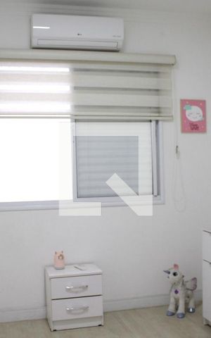Casa de condomínio à venda com 174m², 3 quartos e 4 vagasSuíte 3
