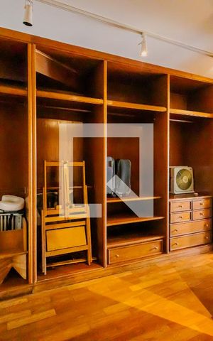 Casa à venda com 900m², 7 quartos e 8 vagasCloset da suíte 2