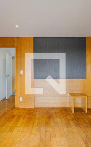 Casa à venda com 900m², 7 quartos e 8 vagasSuíte 4