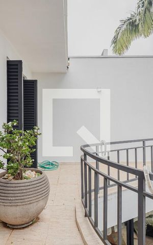 Casa à venda com 900m², 7 quartos e 8 vagasVaranda da Suíte 2
