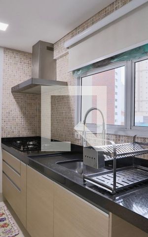 Apartamento à venda com 154m², 3 quartos e 3 vagas Apartamento à venda com 154m², 3 quartos e 3 vagasCozinha