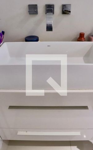Apartamento à venda com 154m², 3 quartos e 3 vagas Apartamento à venda com 154m², 3 quartos e 3 vagasBanheiro do Quarto 1