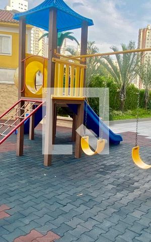 Apartamento à venda com 154m², 3 quartos e 3 vagas Apartamento à venda com 154m², 3 quartos e 3 vagasPlayground