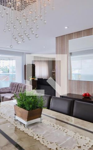 Apartamento à venda com 154m², 3 quartos e 3 vagas Apartamento à venda com 154m², 3 quartos e 3 vagasSala de Jantar