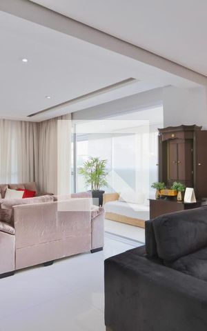 Apartamento à venda com 154m², 3 quartos e 3 vagas Apartamento à venda com 154m², 3 quartos e 3 vagasSala