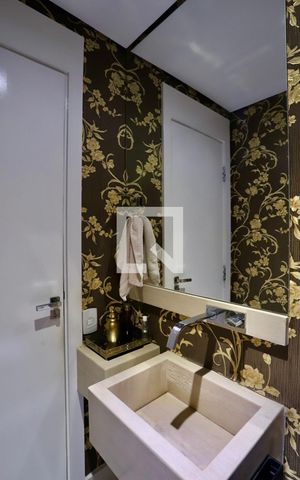Apartamento à venda com 154m², 3 quartos e 3 vagas Apartamento à venda com 154m², 3 quartos e 3 vagasLavabo