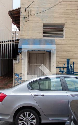 Casa à venda com 221m², 5 quartos e 3 vagas Casa à venda com 221m², 5 quartos e 3 vagasFACHADA