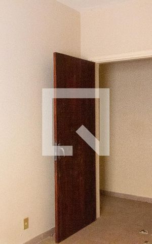 Casa à venda com 221m², 5 quartos e 3 vagas Casa à venda com 221m², 5 quartos e 3 vagasQUARTO 2