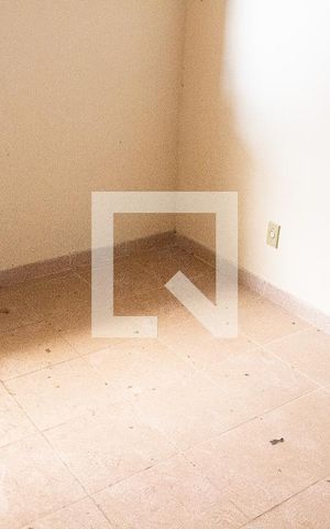 Casa à venda com 221m², 5 quartos e 3 vagas Casa à venda com 221m², 5 quartos e 3 vagasQUARTO 2