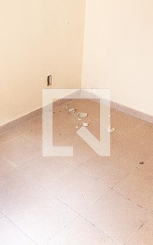 Casa à venda com 221m², 5 quartos e 3 vagas Casa à venda com 221m², 5 quartos e 3 vagasQUARTO 3