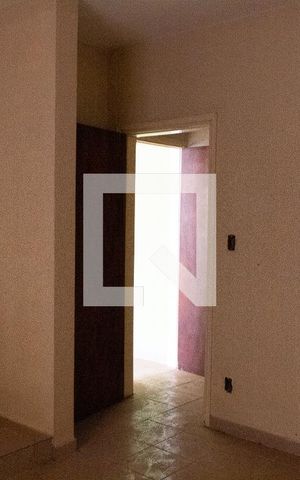 Casa à venda com 221m², 5 quartos e 3 vagas Casa à venda com 221m², 5 quartos e 3 vagasQUARTO 1