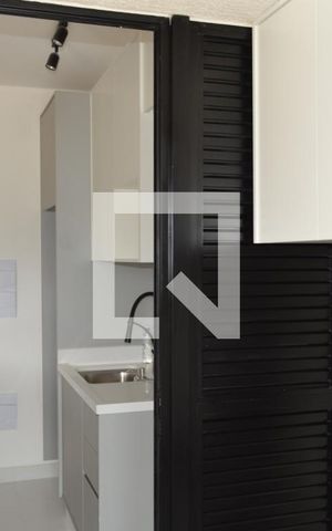 Apartamento à venda com 70m², 3 quartos e 1 vagaÁrea de Serviço