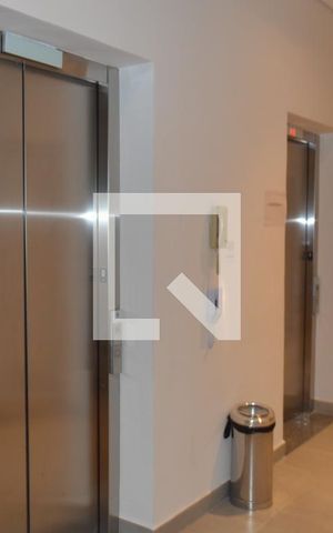 Apartamento à venda com 70m², 3 quartos e 1 vagaElevadores