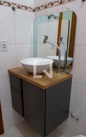 Casa à venda com 260m², 3 quartos e 2 vagas Casa à venda com 260m², 3 quartos e 2 vagasBanheiro 3