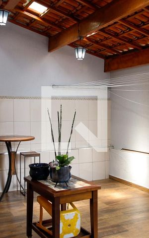 Casa à venda com 260m², 3 quartos e 2 vagas Casa à venda com 260m², 3 quartos e 2 vagasÁrea comum