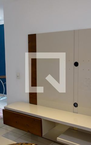 Casa à venda com 260m², 3 quartos e 2 vagas Casa à venda com 260m², 3 quartos e 2 vagasSala