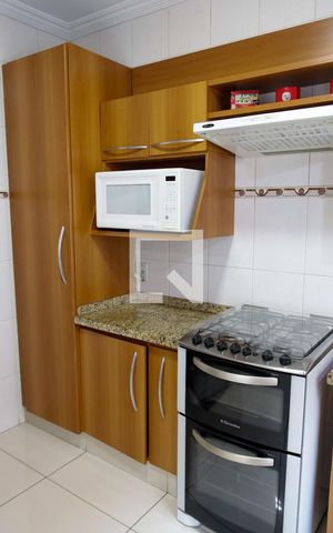 Casa à venda com 260m², 3 quartos e 2 vagas Casa à venda com 260m², 3 quartos e 2 vagasCozinha