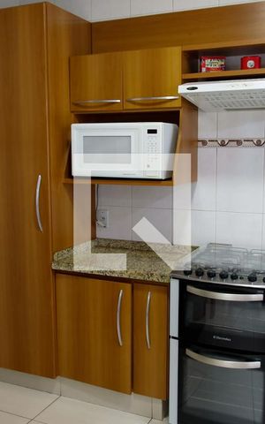 Casa à venda com 260m², 3 quartos e 2 vagas Casa à venda com 260m², 3 quartos e 2 vagasCozinha