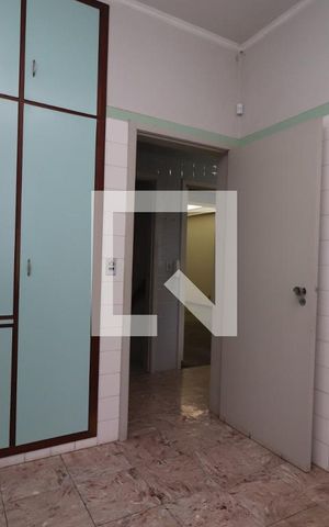 Casa para alugar com 320m², 4 quartos e 2 vagasLavanderia