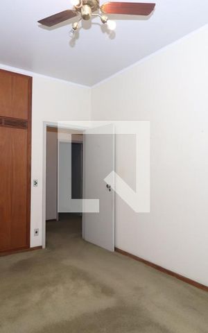 Casa para alugar com 320m², 4 quartos e 2 vagasQuarto 2