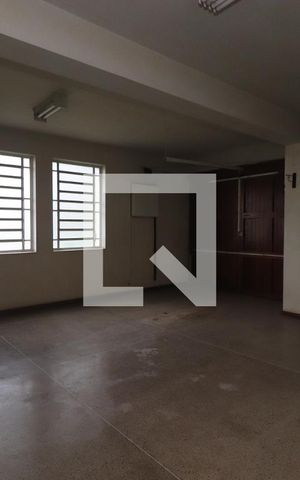 Casa para alugar com 320m², 4 quartos e 2 vagasgaragem