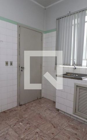 Casa para alugar com 320m², 4 quartos e 2 vagasLavanderia