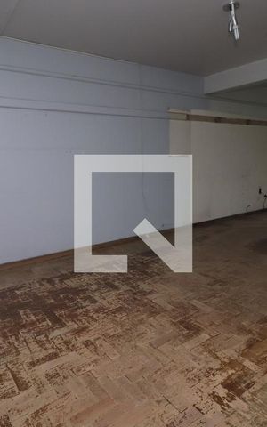 Casa para alugar com 320m², 4 quartos e 2 vagassala 04