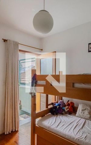 Casa de condomínio à venda com 100m², 3 quartos e 1 vagaQuarto 2
