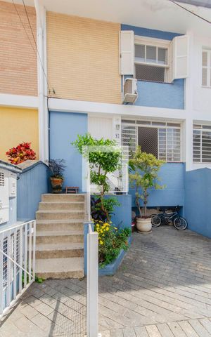 Casa de condomínio à venda com 100m², 3 quartos e 1 vagaFachada