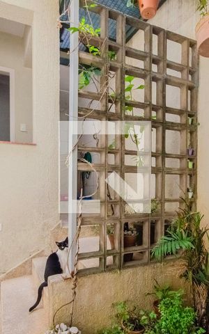 Casa de condomínio à venda com 100m², 3 quartos e 1 vagaQuintal