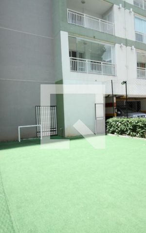 Apartamento à venda com 33m², 1 quarto e 1 vagaÁrea comum