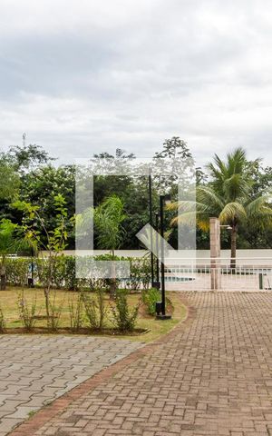 Casa à venda com 58m², 2 quartos e 1 vagaPiscina