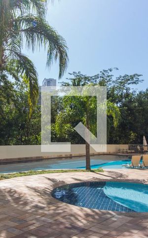 Casa à venda com 58m², 2 quartos e 1 vagaPiscina